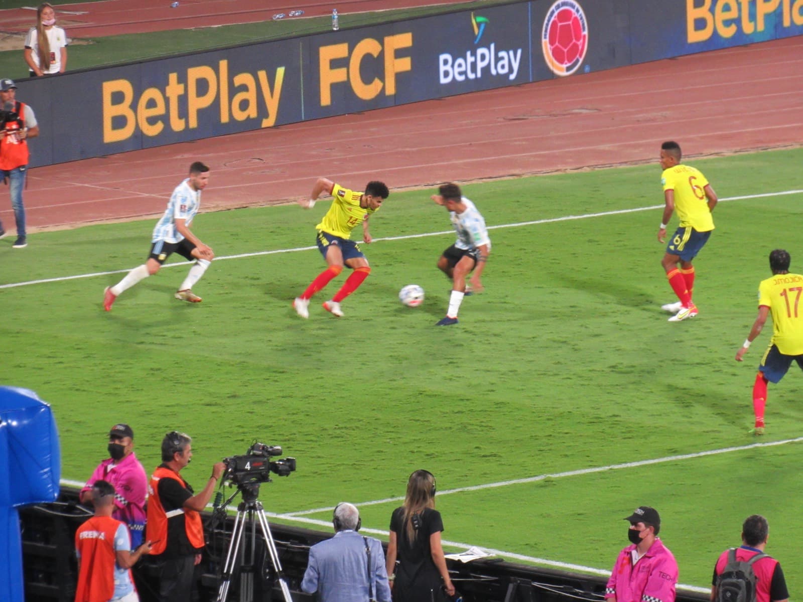 Colombia 3-1 Uzbekistán: Un Debut de Mundial con Sello Propio
